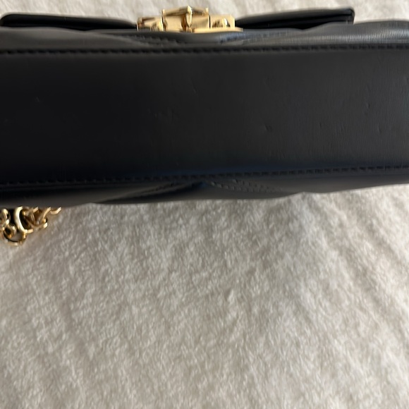 Black quilted evening bag, never used! - Picture 4 of 9